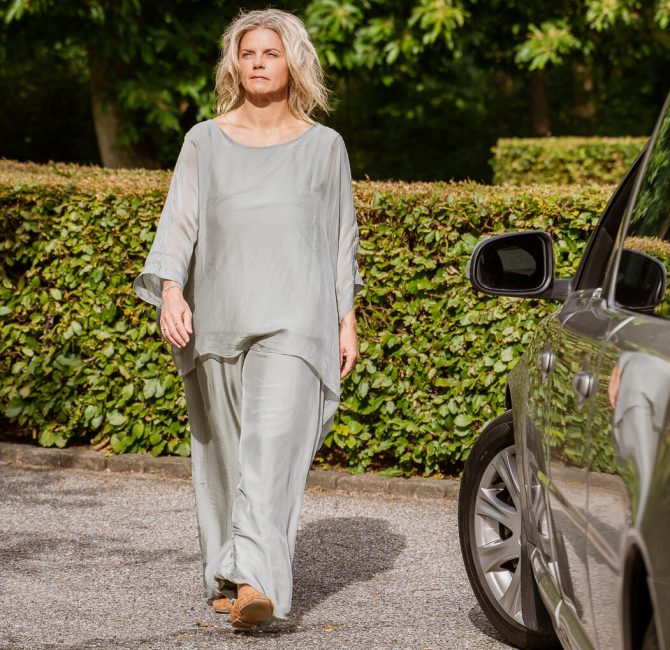 Lokal bedemand i Aalborg - Merkaba - Sara Savannah